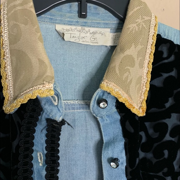 Taylor G. Embellished Denim Jacket - Picture 4 of 6